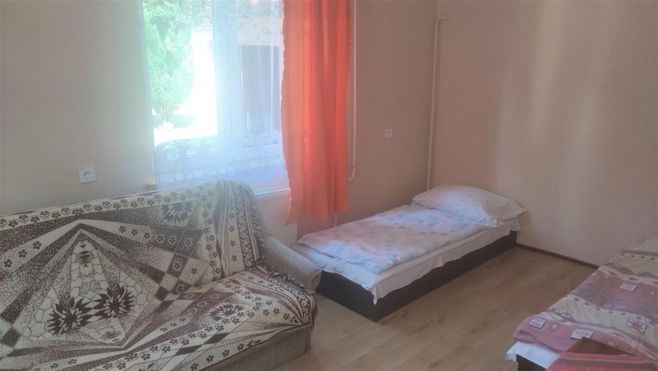 Dom Turysty Pod Wiezyca Sobotka  Luaran gambar